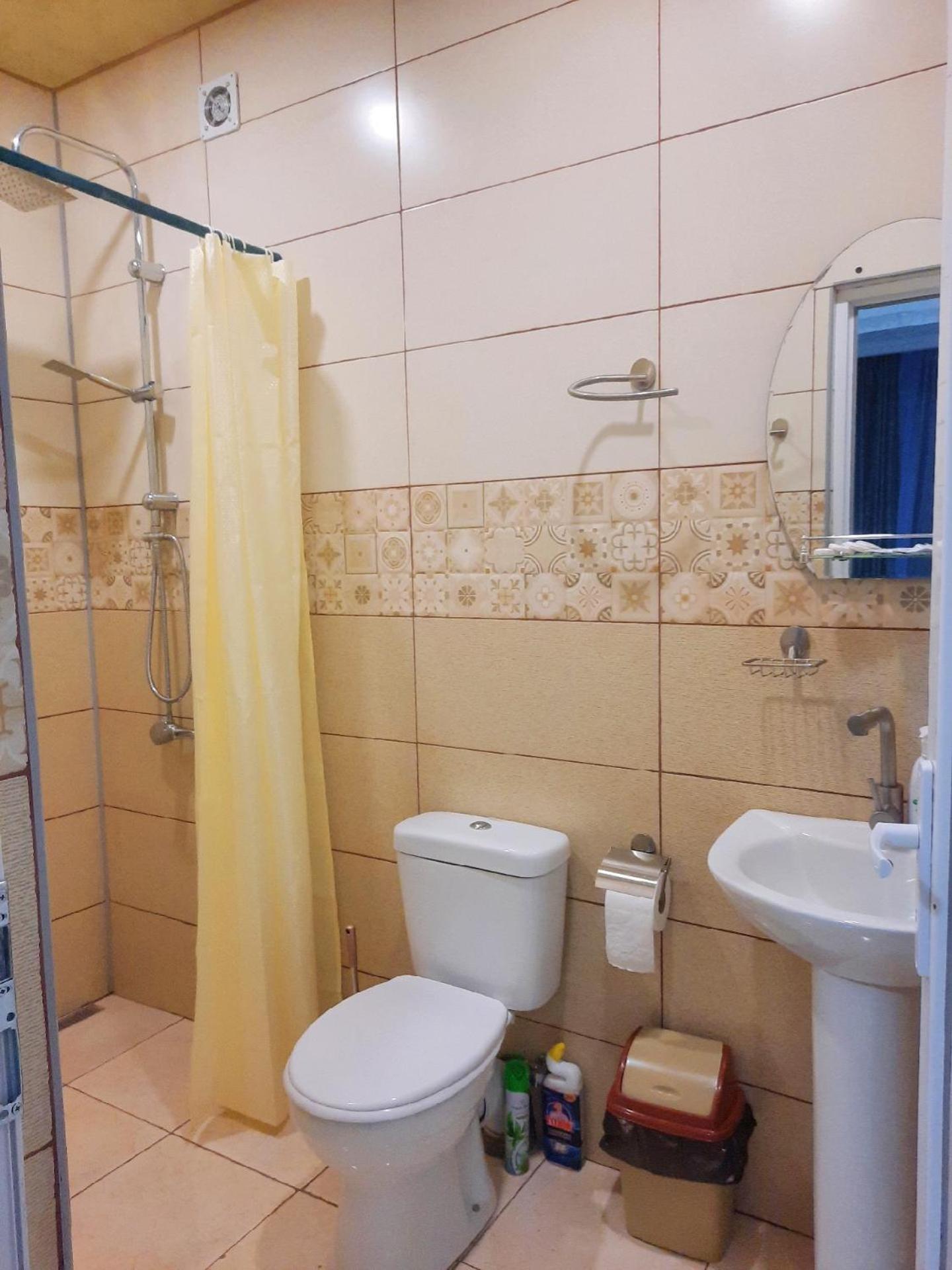 Inaisi Hotel Kʼutʼaisi Quarto foto